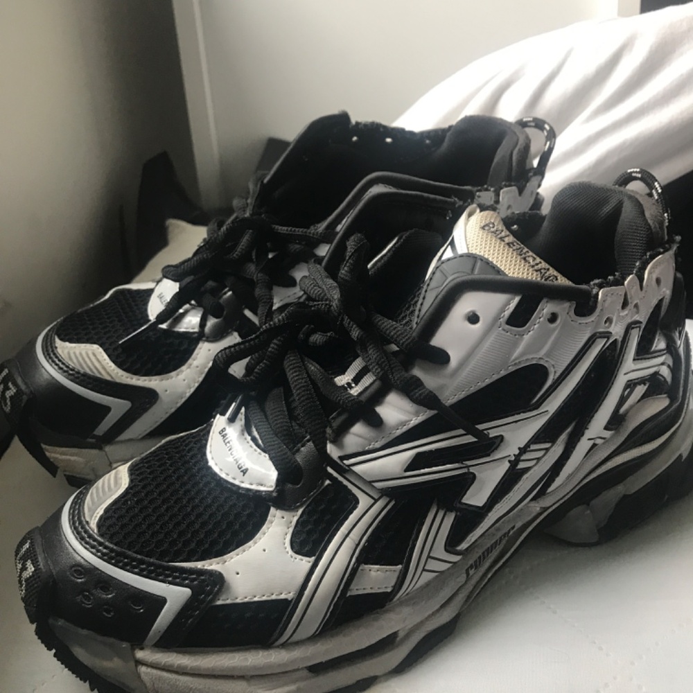 Balenciaga Trek - Picture 2 of 3